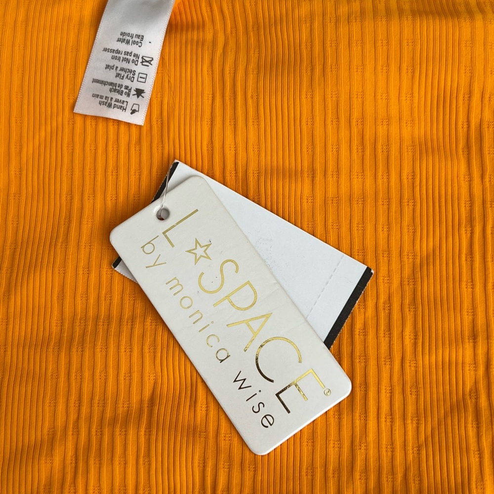 l*space Ribbed One-Piece Swimsuit - Picture 9 of 9